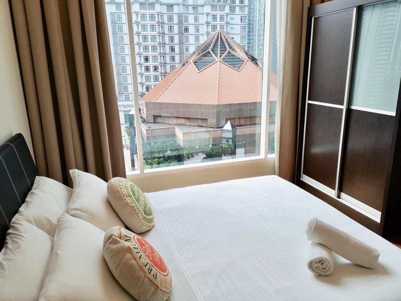 Soho Suites Klcc By Pnut Klcc View Kuala Lumpur Extérieur photo