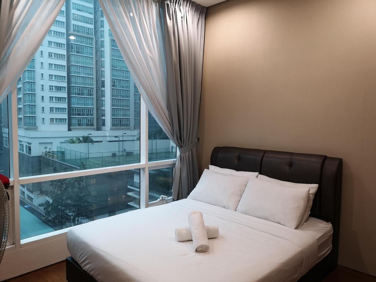 Soho Suites Klcc By Pnut Klcc View Kuala Lumpur Extérieur photo
